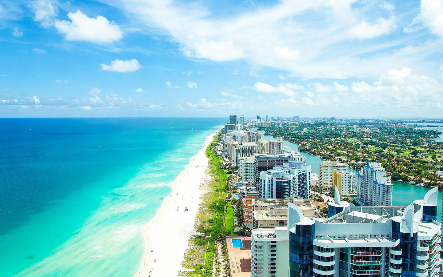 miami-beach.jpg Rymlig tomt i Malå