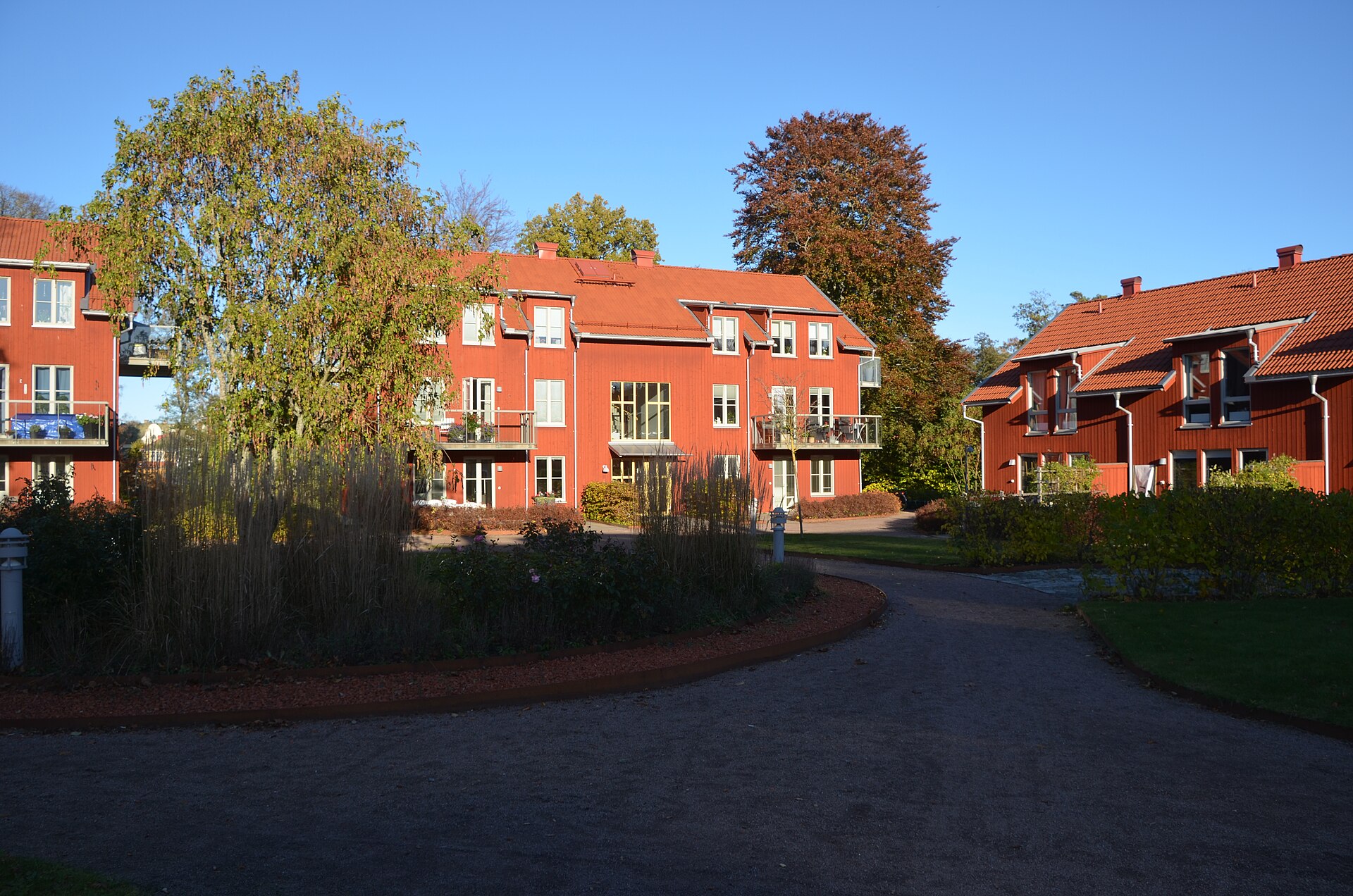 08-apartmentbuilding-hjo-1 Designlägenhet i Skinnskatteberg
